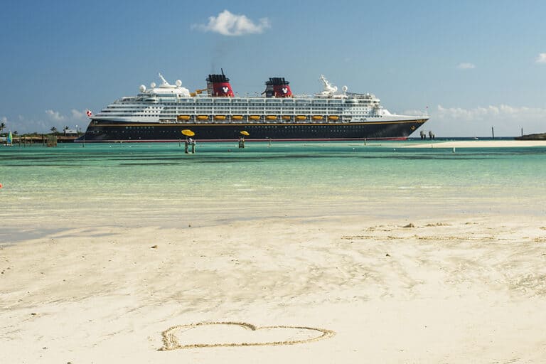 Disney-Magic-Sails-Again-and-Disney-Fantasy-Resumes-7-Night-Cruises