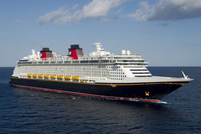 Disney-Cruise-Line-Removes-Covid-Testing-For-Vaccinated-Guests-scaled